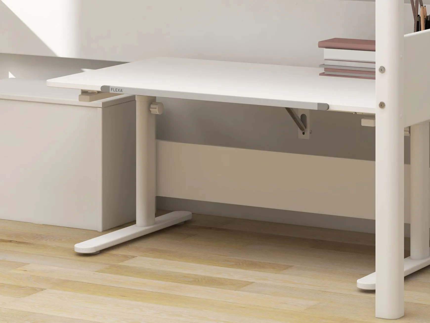 FLEXA Desks*Evo Study Desk - fixed desktop