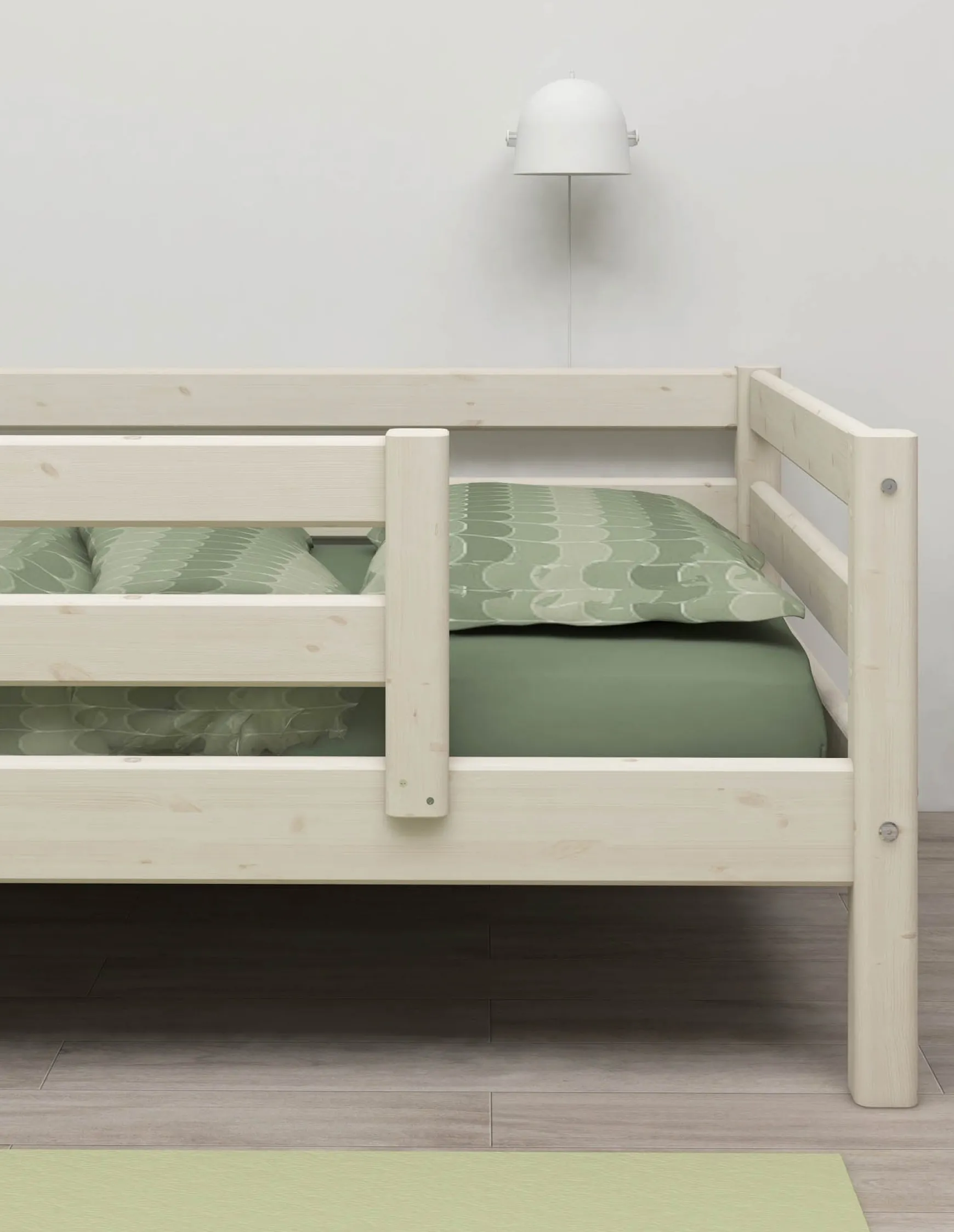 FLEXA Single Beds*Single bed w. centered safety rail