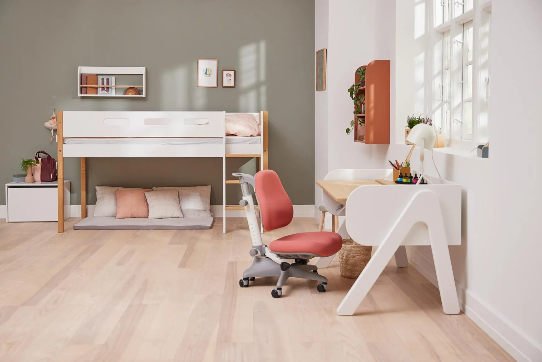 FLEXA Study Chairs*Verto study chair